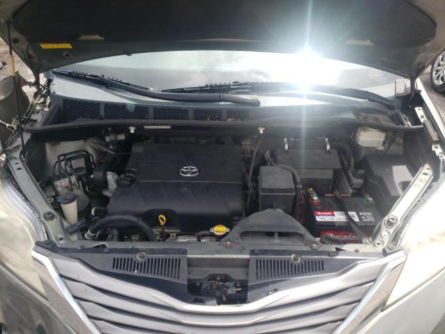 5TDYK3DCXBS066610 - 2011 TOYOTA SIENNA XLE GRAY photo 12