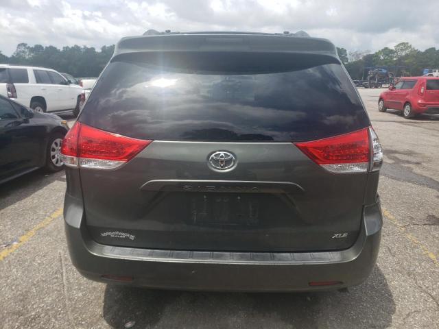 5TDYK3DCXBS066610 - 2011 TOYOTA SIENNA XLE GRAY photo 6
