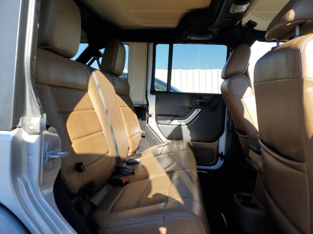 1J4HA5H1XBL549145 - 2011 JEEP WRANGLER U SAHARA SILVER photo 11