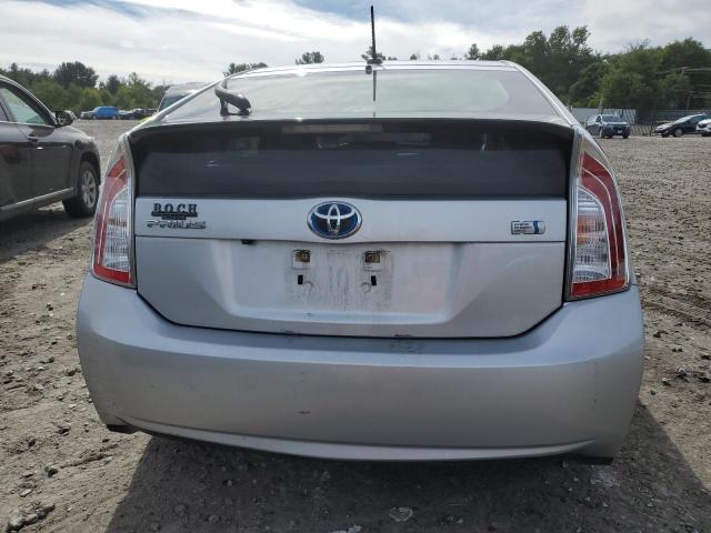 JTDKN3DUXF1870821 - 2015 TOYOTA PRIUS ვერცხლისფერი ფოტო 6