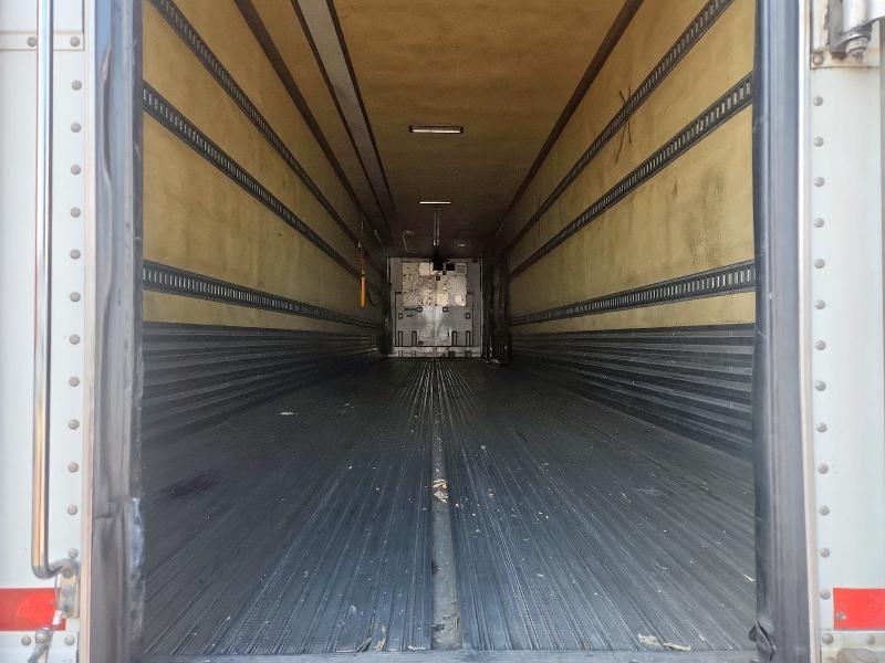 1UYVS2488DU630103 - 2013 UTILITY VS2RA Beyaz fotoğraf 6