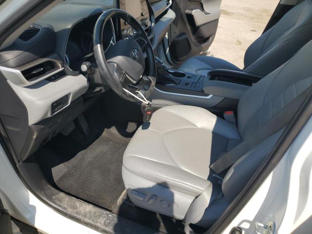 5TDHZRBH1MS540296 - 2021 TOYOTA HIGHLANDER XLE Beyaz fotoğraf 7