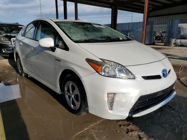 JTDKN3DU1D1703468 - 2013 TOYOTA PRIUS WHITE photo 4