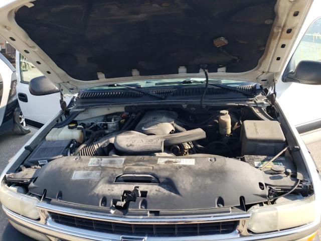 1GNEC16T81J299664 - 2001 CHEVROLET SUBURBAN C1500 WHITE photo 11