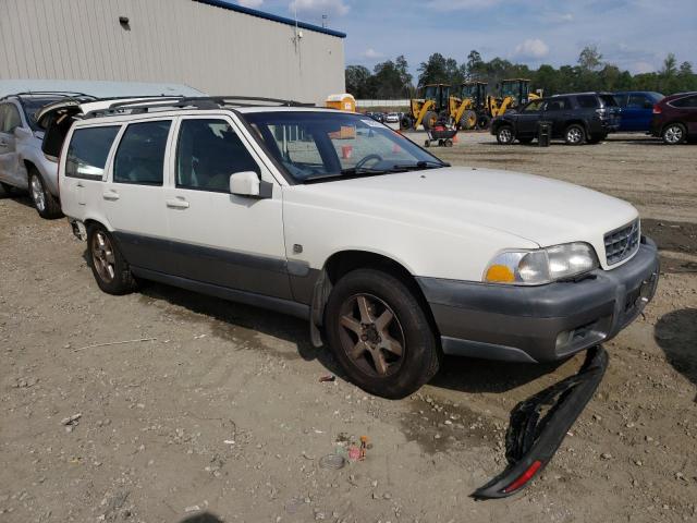 YV1LZ56D0X2608457 - 1999 VOLVO V70 XC WHITE photo 4