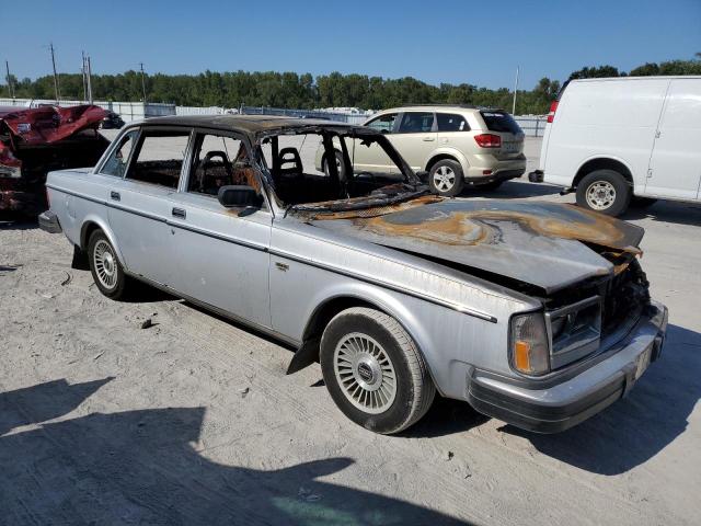 VC26465M1075696 - 1979 VOLVO 264 GRAY photo 4