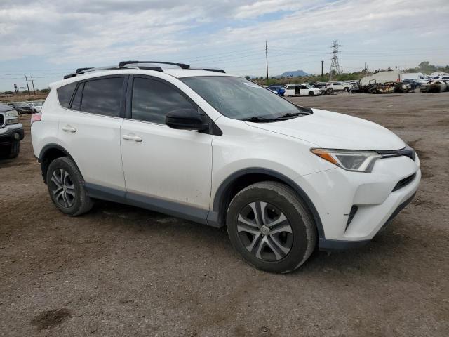 JTMZFREV0HJ720449 - 2017 TOYOTA RAV4 LE WHITE photo 4