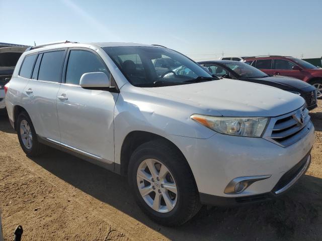 5TDZK3EH7BS028704 - 2011 TOYOTA HIGHLANDER BASE Белый фото 4