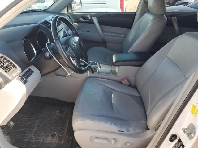 5TDZK3EH7BS028704 - 2011 TOYOTA HIGHLANDER BASE Белый фото 7