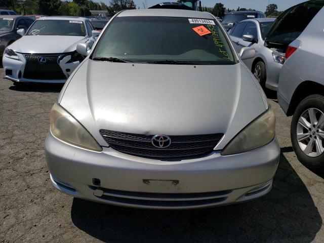 JTDBE32K030187299 - 2003 TOYOTA CAMRY LE SILVER photo 5