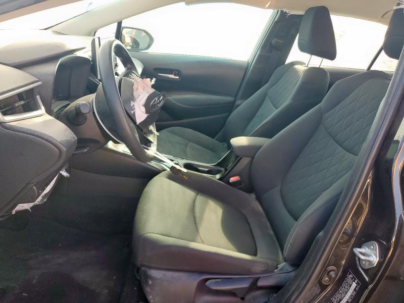 JTDEPRAE1LJ064868 - 2020 TOYOTA COROLLA LE შავი ფოტო 7