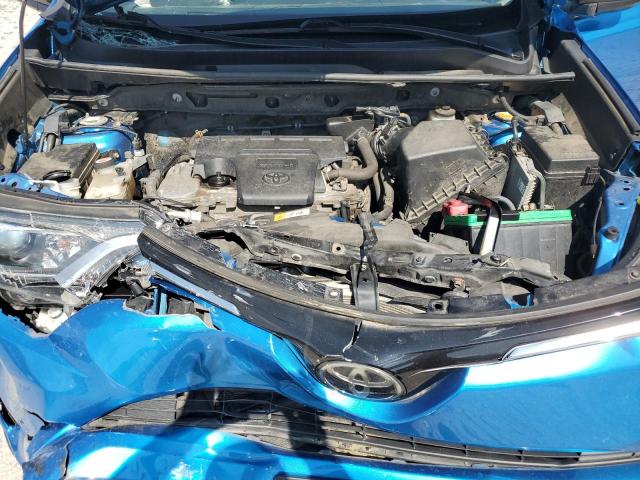 JTMBFREV9HJ104623 - 2017 TOYOTA RAV4 LE BLUE photo 12