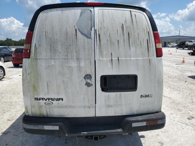 1GTFG15X041132516 - 2004 GMC SAVANA G1500 WHITE photo 6