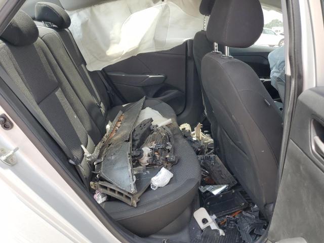 3KPC24A36KE080812 - 2019 HYUNDAI ACCENT SE SILVER photo 10