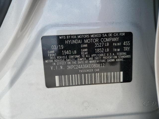 3KPC24A36KE080812 - 2019 HYUNDAI ACCENT SE SILVER photo 13