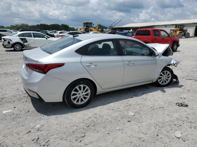 3KPC24A36KE080812 - 2019 HYUNDAI ACCENT SE SILVER photo 3