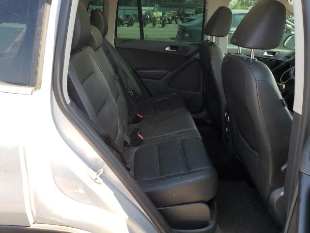 WVGAV7AX2GW501985 - 2016 VOLKSWAGEN TIGUAN S SILVER photo 11