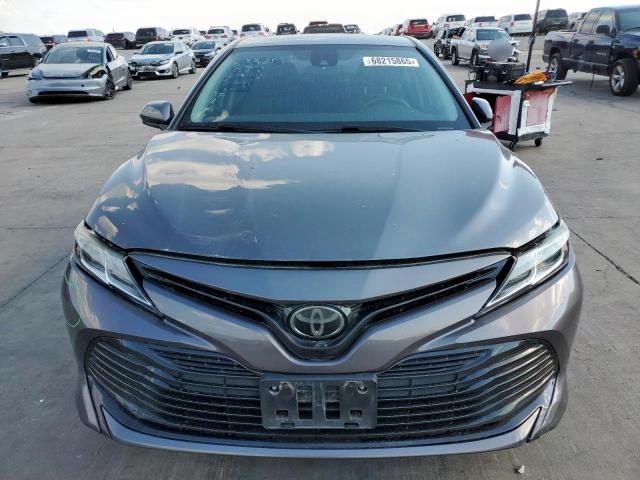4T1B11HK6KU687638 - 2019 TOYOTA CAMRY L ნაცრისფერი ფოტო 5