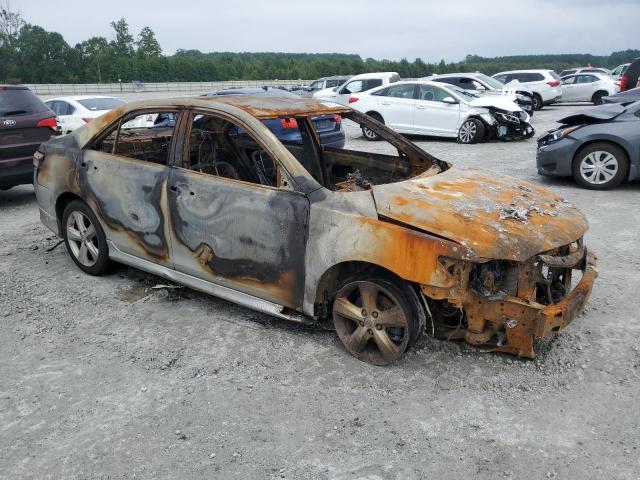 4T1BF3EK1BU718652 - 2011 TOYOTA CAMRY BASE 银色 照片 4