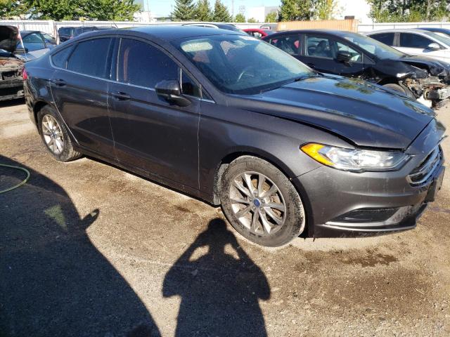 3FA6P0H74HR147883 - 2017 FORD FUSION SE GRAY photo 4