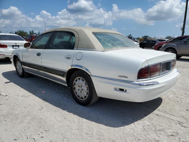 1G4CU5211W4661876 - 1998 BUICK PARK AVENU ULTRA WHITE photo 2