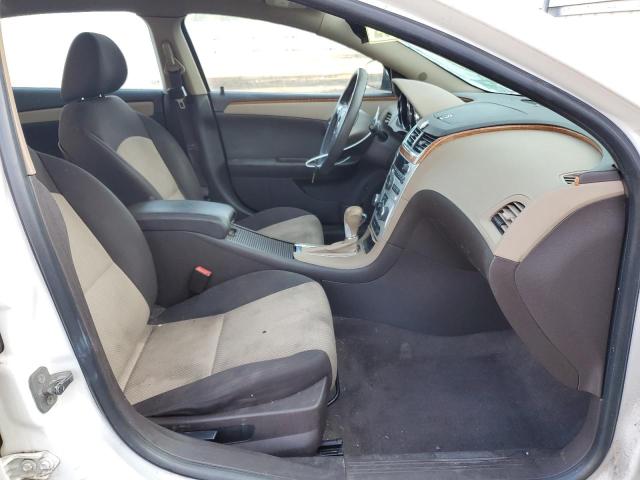 1G1ZC5E09CF267622 - 2012 CHEVROLET MALIBU 1LT WHITE photo 5
