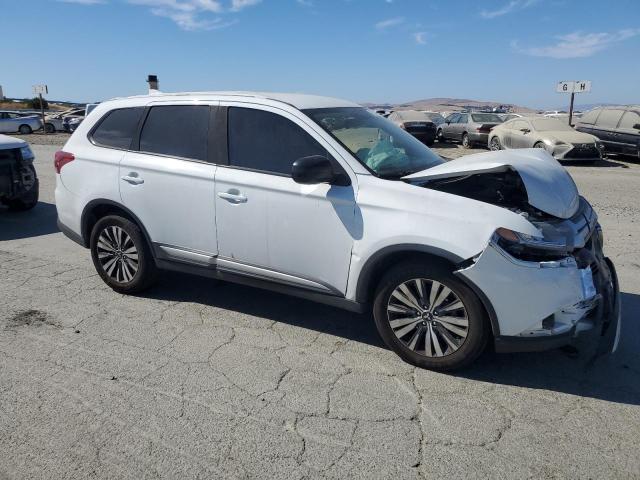 JA4AD2A33KZ037937 - 2019 MITSUBISHI OUTLANDER ES თეთრი ფოტო 4