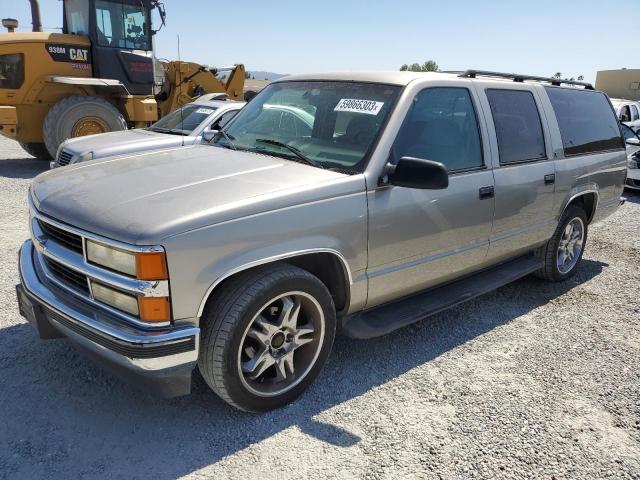 3GNEC16R3XG236700 - 1999 CHEVROLET SUBURBAN C1500 TAN photo 1