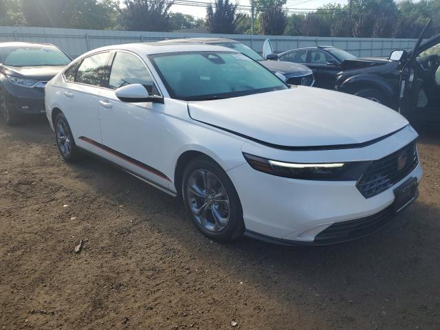 1HGCY1F35RA012733 - 2024 HONDA ACCORD EX WHITE photo 4