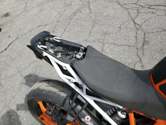 VBKV39407GM937179 - 2016 KTM 1290 SUPER DUKE R ORANGE photo 6