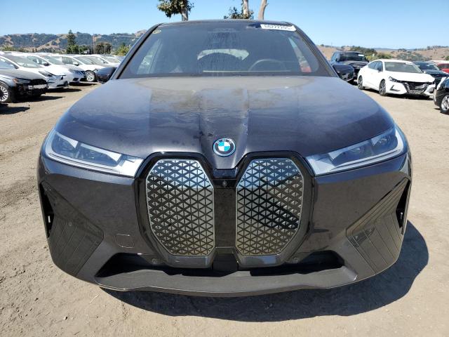 WB523CF00SCU13476 - 2025 BMW IX XDRIVE50 BLACK photo 5