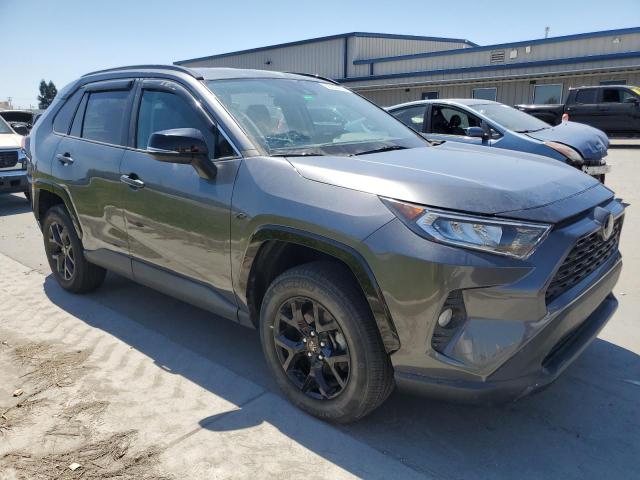 2T3W1RFV9MC138475 - 2021 TOYOTA RAV4 XLE CHARCOAL photo 4