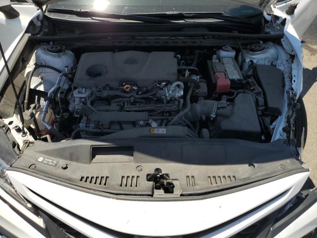 4T1G11AK3PU835025 - 2023 TOYOTA CAMRY SE NIGHT SHADE WHITE photo 11