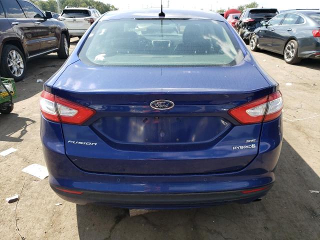 3FA6P0LUXFR248839 - 2015 FORD FUSION SE HYBRID BLUE photo 6