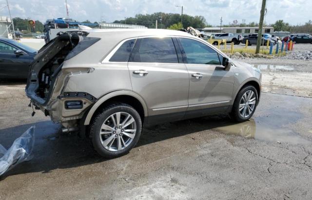 1GYKNCRS2PZ138820 - 2023 CADILLAC XT5 PREMIUM LUXURY BEIGE photo 3