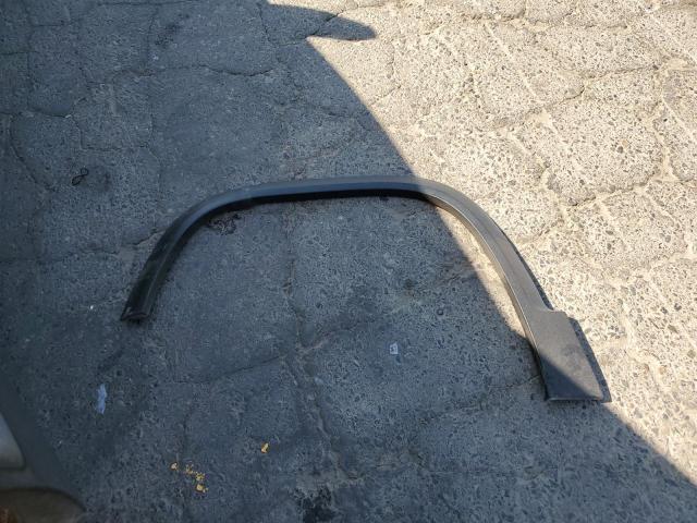 1GKKNKLA1JZ222638 - 2018 GMC ACADIA SLE WHITE photo 13