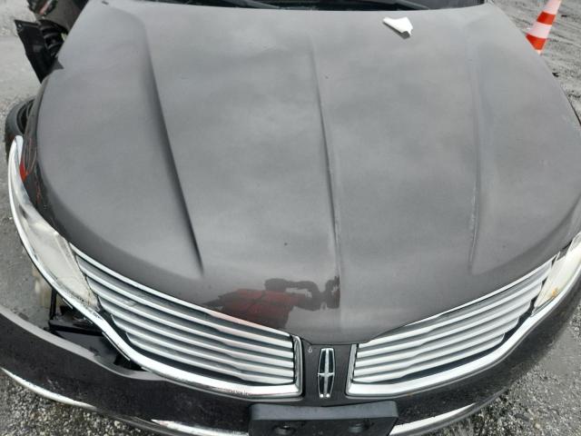 3LN6L2LUXFR623139 - 2015 LINCOLN MKZ HYBRID GRAY photo 11