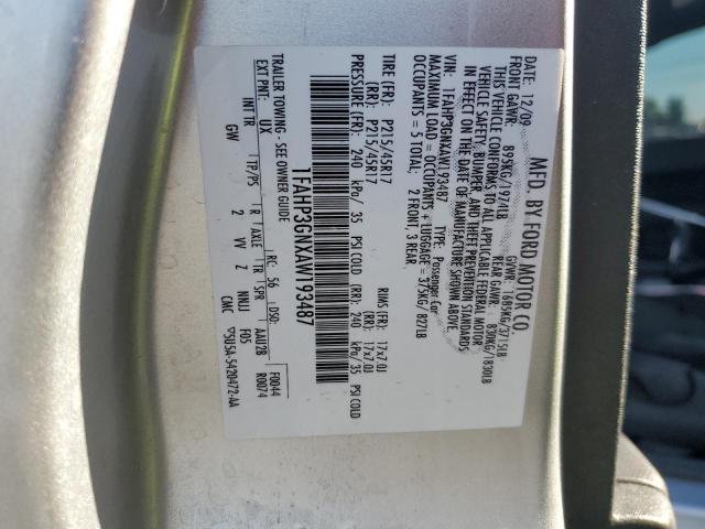 1FAHP3GNXAW193487 - 2010 FORD FOCUS SES 银色 照片 13