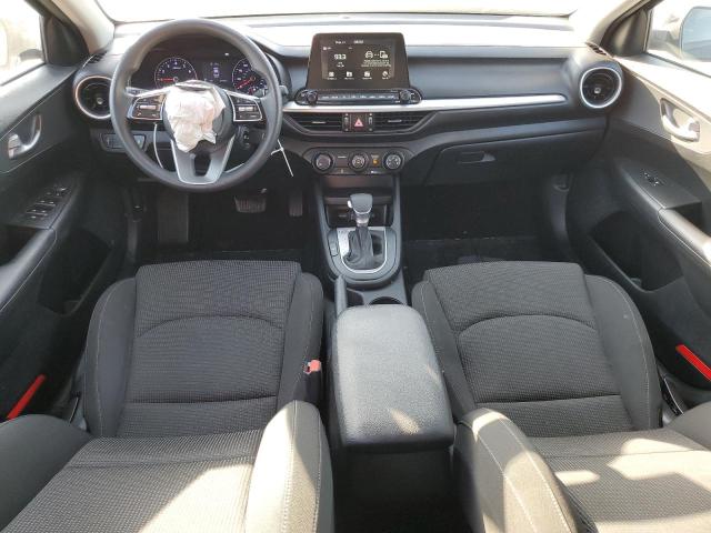 3KPF24AD0LE183585 - 2020 KIA FORTE FE BLACK photo 8