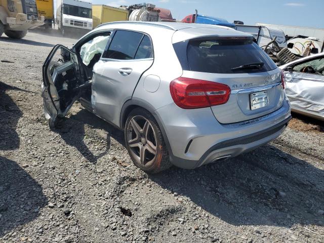 WDCTG4EB8FJ188080 - 2015 MERCEDES-BENZ GLA 250 SILVER photo 2