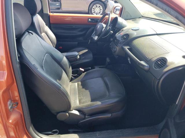 3VWRG3AGXAM036869 - 2010 VOLKSWAGEN NEW BEETLE GOLD photo 10