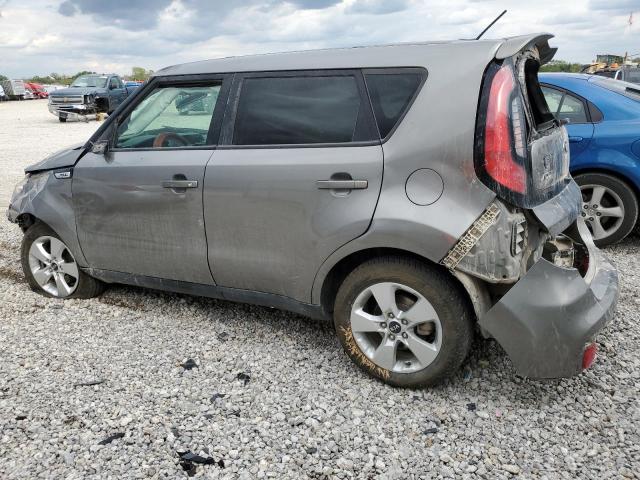 KNDJN2A23H7488042 - 2017 KIA SOUL GRAY photo 2