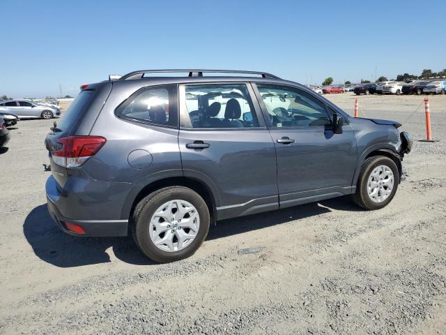 JF2SKADC0MH580193 - 2021 SUBARU FORESTER رمادي صورة 3