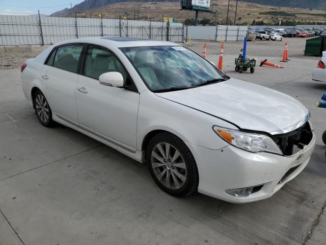 4T1BK3DB5CU470579 - 2012 TOYOTA AVALON BASE WHITE photo 4