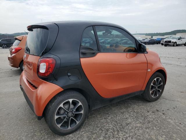 WMEFJ5DA4GK063576 - 2016 SMART FORTWO ORANGE photo 3