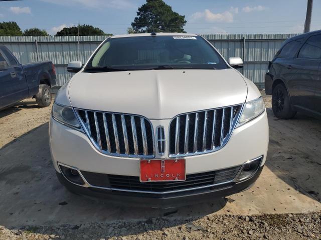 2LMDJ6JK7FBL24720 - 2015 LINCOLN MKX WHITE photo 5