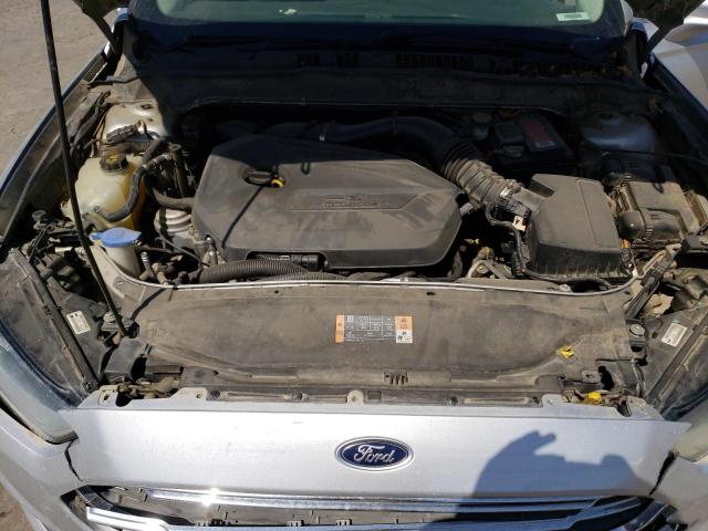 3FA6P0HR9DR158812 - 2013 FORD FUSION SE SILVER photo 11