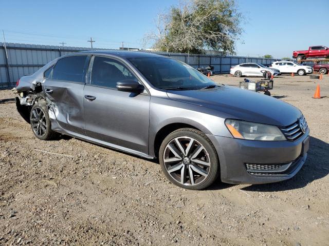 1VWAP7A38DC073295 - 2013 VOLKSWAGEN PASSAT S GRAY photo 4