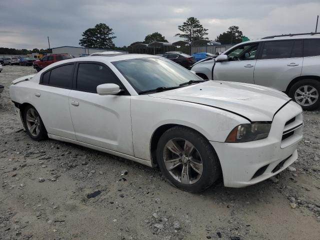 2C3CDXCT9DH525578 - 2012 DODGE CHARGER SE R/T WHITE photo 4