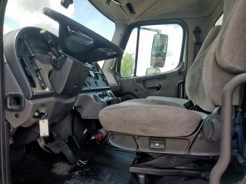 3ALACWFB7MDML7874 - 2021 FREIGHTLINER M2 106 MEDIUM DUTY WHITE photo 7